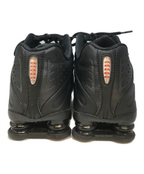 NIKE（ナイキ）NIKE (ナイキ) SHOX R4 BLACK ブラック サイズ:5の古着・服飾アイテム