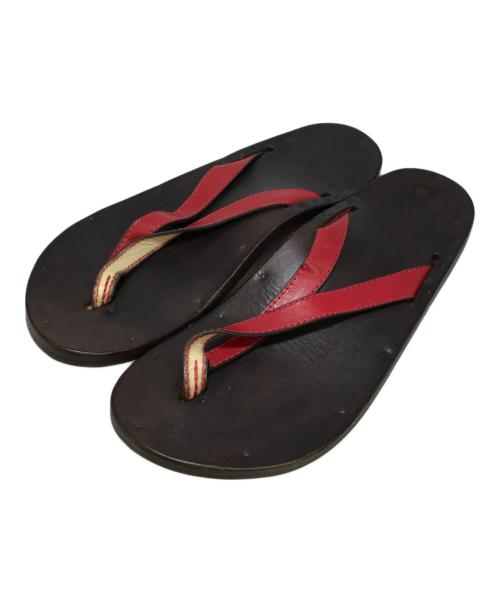 JUTTA NEUMANN（ユッタニューマン）JUTTA NEUMANN (ユッタニューマン) レザートングサンダル ブラック×レッド サイズ:B6の古着・服飾アイテム