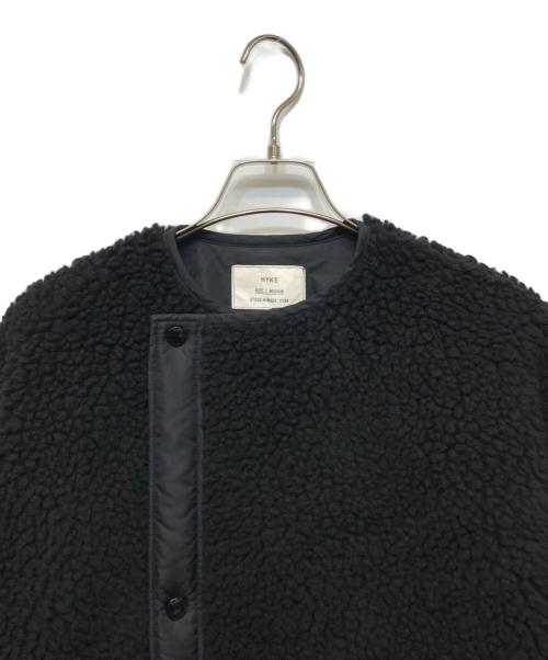 HYKE（ハイク）HYKE (ハイク) フェイクシアリングコート ブラック サイズ:Mの古着・服飾アイテム