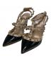 VALENTINO（ヴァレンティノ）の古着「ロックスタッズ パテント ヒール パンプス」｜ブラック