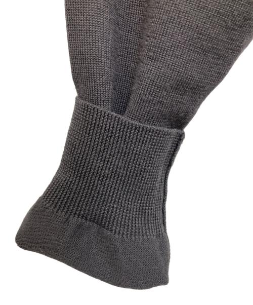 COMME des GARCONS HOMME PLUS（コムデギャルソンオムプリュス）COMME des GARCONS HOMME PLUS (コムデギャルソンオムプリュス) 装飾ニットカーディガン グレー サイズ:不明の古着・服飾アイテム