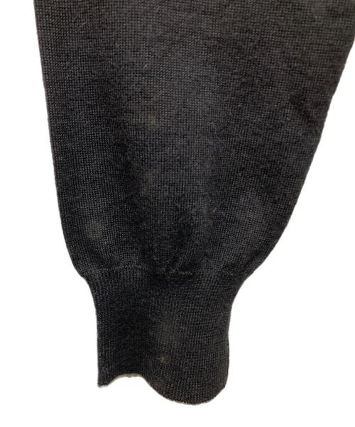 PRADA（プラダ）PRADA (プラダ) カシミヤシルクVネックニット ブラック サイズ:SIZE 48の古着・服飾アイテム
