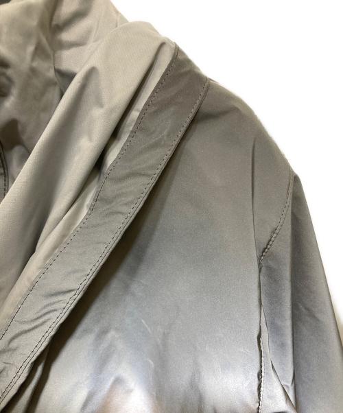 NIKE（ナイキ）NIKE (ナイキ) リフレクティブランニングジャケット グレー サイズ:SIZE Lの古着・服飾アイテム