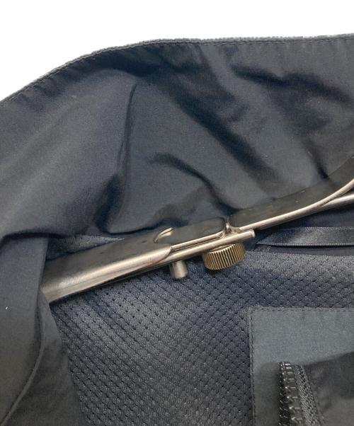 TATRAS（タトラス）TATRAS (タトラス) ARCHID ストレッチナイロンブルゾン ブラック サイズ:03の古着・服飾アイテム