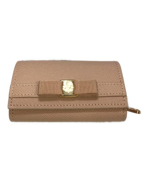 Salvatore Ferragamo（サルヴァトーレ フェラガモ）Salvatore Ferragamo (サルヴァトーレ フェラガモ) ヴァラリボン キーケース ピンクの古着・服飾アイテム