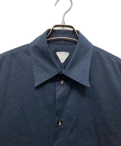 BOTTEGA VENETA（ボッテガベネタ）BOTTEGA VENETA (ボッテガベネタ) オーバーサイズS/Sシャツ ネイビー サイズ:48の古着・服飾アイテム