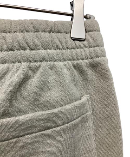 SUPREME（シュプリーム）Supreme (シュプリーム) Small Box Sweatpant ベージュ サイズ:SIZE Mの古着・服飾アイテム