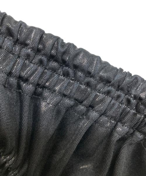 ISSEY MIYAKE（イッセイミヤケ）ISSEY MIYAKE (イッセイミヤケ) シャーリングデザインパンツ ブラック サイズ:2の古着・服飾アイテム