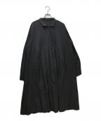 PLEATS PLEASEプリーツプリーズ）の古着「プリーツロングコート」｜ブラック