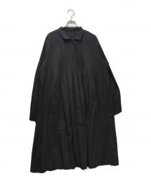 PLEATS PLEASE（プリーツプリーズ）の古着「プリーツロングコート」｜ブラック