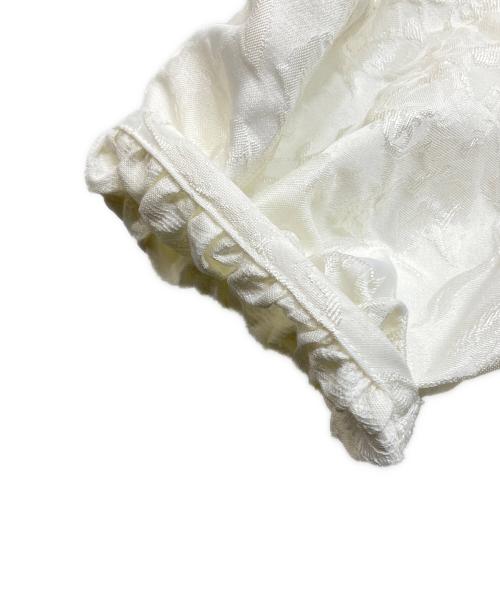 OHGA（オオガ）OHGA (オオガ) フラワージャガードブラウス ホワイト サイズ:FREE 未使用品の古着・服飾アイテム