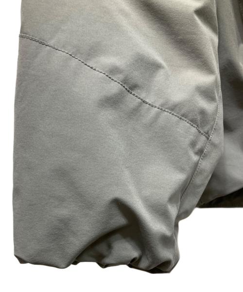 SEDAN ALL-PURPOSE（セダンオールパーパス）SEDAN ALL-PURPOSE (セダンオールパーパス) PRIMALOFT INSULATION JACKET グレー サイズ:XLの古着・服飾アイテム