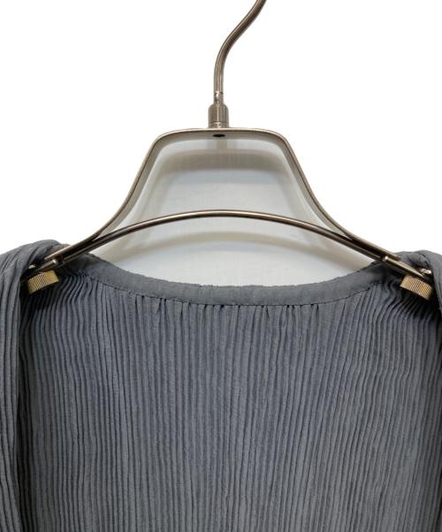 ISSEY MIYAKE（イッセイミヤケ）ISSEY MIYAKE (イッセイミヤケ) プリーツベスト グリーン サイズ:Mの古着・服飾アイテム