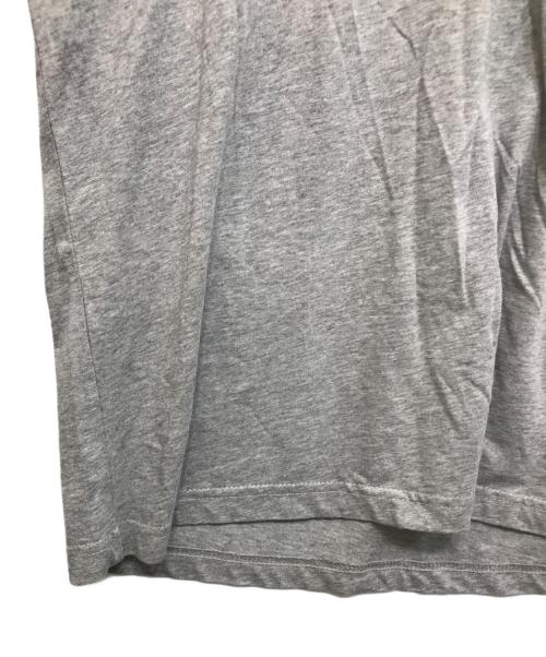 PRADA（プラダ）PRADA (プラダ) V NeckCottonTee グレー サイズ:Mの古着・服飾アイテム