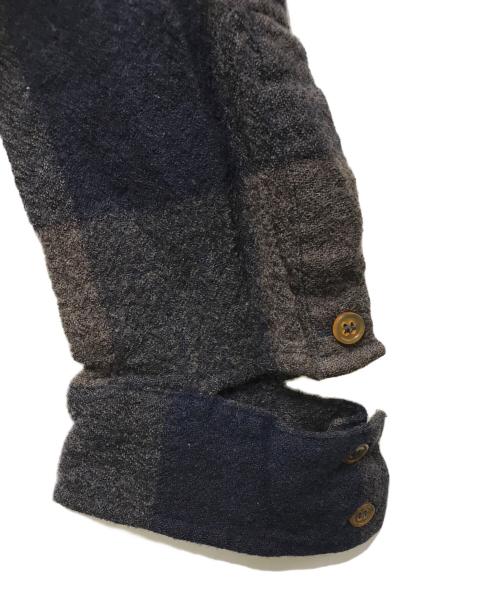 Vivienne Westwood man（ヴィヴィアン ウェストウッド マン）Vivienne Westwood man (ヴィヴィアン ウェストウッド マン) ウールオーブ刺繍シャツ VW-CR-78718 ブラウン サイズ:46の古着・服飾アイテム
