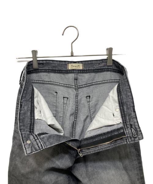 YANUK（ヤヌーク）YANUK (ヤヌーク) CLAIRE フレアデニムパンツ グレー サイズ:26の古着・服飾アイテム