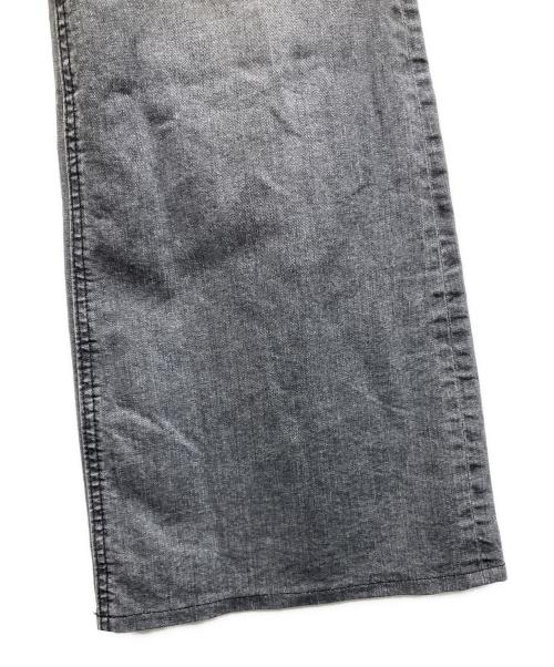 YANUK（ヤヌーク）YANUK (ヤヌーク) CLAIRE フレアデニムパンツ グレー サイズ:26の古着・服飾アイテム