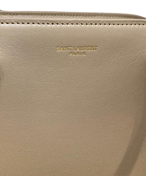 Saint Laurent Paris（サンローランパリ）Saint Laurent Paris (サンローランパリ) ダッフルロック 2WAYハンドバッグ ベージュの古着・服飾アイテム