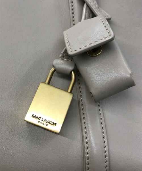 Saint Laurent Paris（サンローランパリ）Saint Laurent Paris (サンローランパリ) ダッフルロック 2WAYハンドバッグ ベージュの古着・服飾アイテム