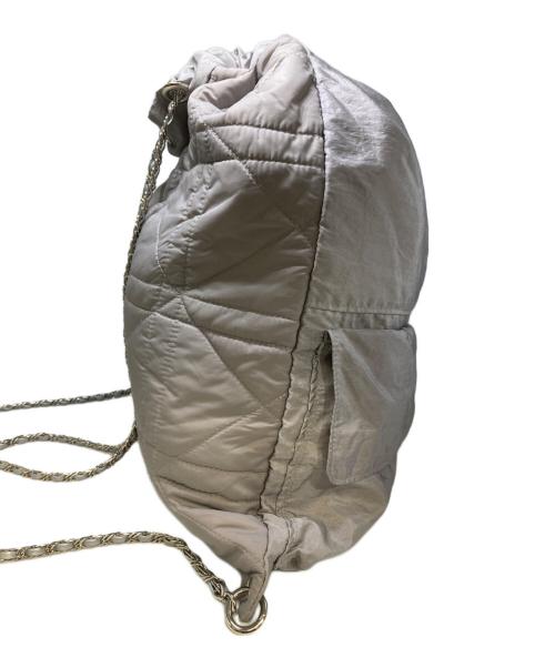 AMODEST（モデスト）AMODEST (モデスト) バックパック シルバーの古着・服飾アイテム