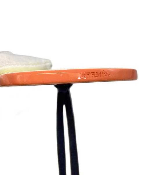 HERMES（エルメス）HERMES (エルメス) シェーヌダンクル ペンダント ラッカーウッド イエロー×オレンジの古着・服飾アイテム