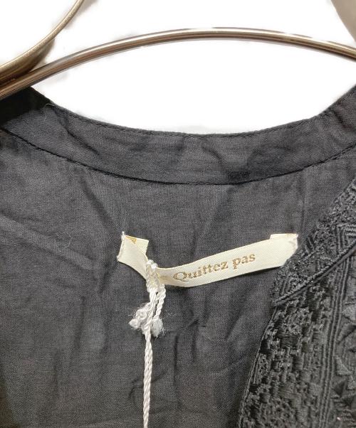 ne quittez pas（ヌキテパ）ne quittez pas (ヌキテパ) STRIPE CUTWORK EMBROIDERY ブラック サイズ:Sの古着・服飾アイテム