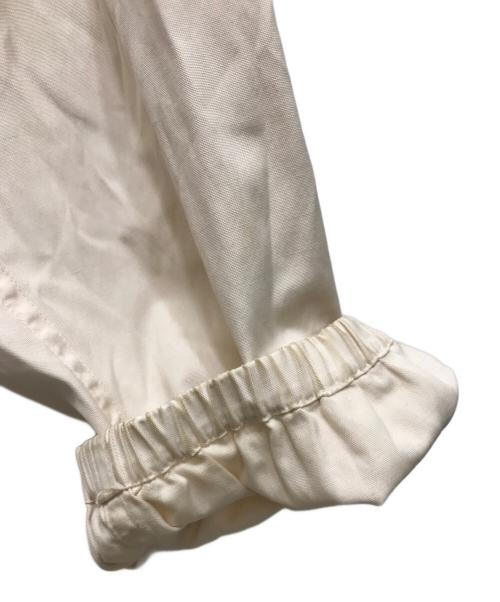 DRIES VAN NOTEN（ドリスヴァンノッテン）DRIES VAN NOTEN (ドリスヴァンノッテン) フーデッドコート アイボリー サイズ:Mの古着・服飾アイテム