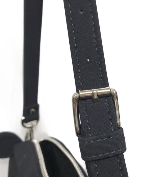 courreges（クレージュ）courreges (クレージュ) ナイロンワンショルダーバッグ ブラックの古着・服飾アイテム