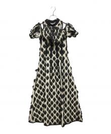 SELF PORTRAIT（セルフ ポートレイト）の古着「総柄ノースリーブワンピース」｜ホワイト×ブラック