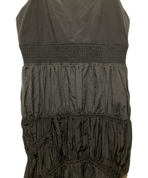 UN3D.（アンスリード）UN3D. (アンスリード) CURVE LINE CAMI OP ブラック サイズ:38 未使用品の古着・服飾アイテム