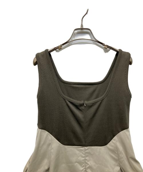 UN3D.（アンスリード）UN3D. (アンスリード) アシメレイヤードオールインワン カーキ サイズ:38 未使用品の古着・服飾アイテム