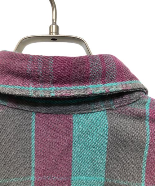 ST JOHN'S BAY（セントジョンズベイ）ST JOHN'S BAY (セントジョンズベイ) 襟芯ネルシャツ レッド×グリーン サイズ:ＸＬの古着・服飾アイテム