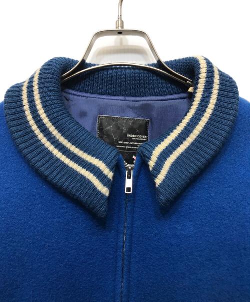 UNDERCOVER（アンダーカバー）UNDERCOVER (アンダーカバー) パッチ バーシティジャケット ブルー サイズ:Mの古着・服飾アイテム
