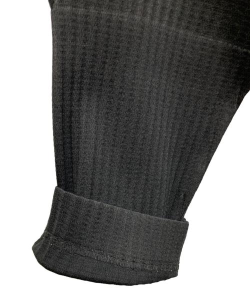 HOMME PLISSE ISSEY MIYAKE（オム プリッセ イッセイ ミヤケ）HOMME PLISSE ISSEY MIYAKE (オム プリッセ イッセイ ミヤケ) プリーツシャツ ブラック サイズ:3の古着・服飾アイテム