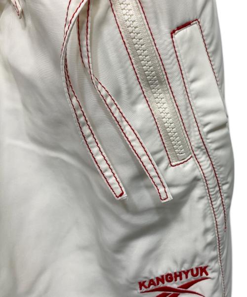 KANGHYUK（カンヒョク）KANGHYUK (カンヒョク) REEBOK (リーボック) ナイロンパンツ ホワイト サイズ:Ⅼの古着・服飾アイテム