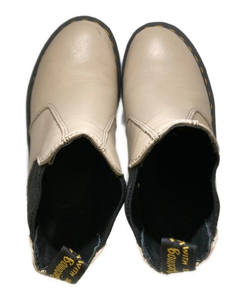 Dr.Martens（ドクターマーチン）Dr.Martens (ドクターマーチン) サイドゴアブーツ ベージュ サイズ:37の古着・服飾アイテム