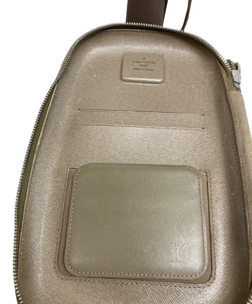 LOUIS VUITTON（ルイ ヴィトン）LOUIS VUITTON (ルイ ヴィトン) マージュ ボディーバッグ ベージュの古着・服飾アイテム