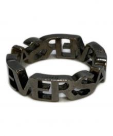 VERSACE（ヴェルサーチェ）の古着「ブランドロゴリング」｜シルバー