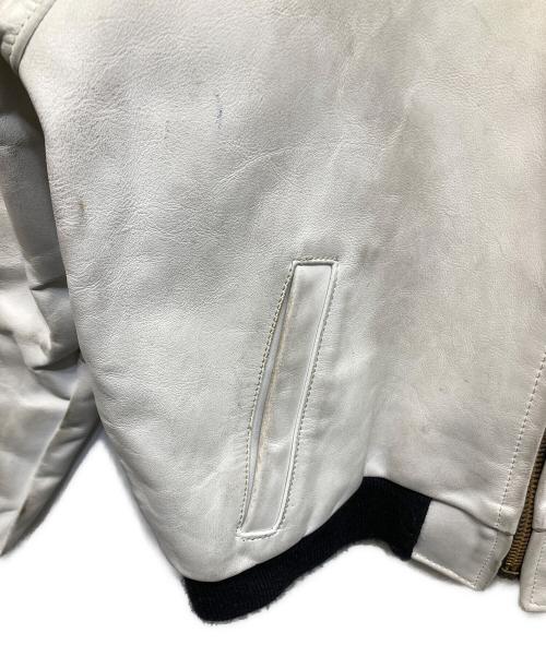 VANSON（バンソン）VANSON (バンソン) TJレーシングレザージャケット ホワイト×ブラック サイズ:44の古着・服飾アイテム
