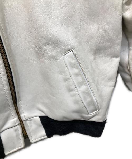 VANSON（バンソン）VANSON (バンソン) TJレーシングレザージャケット ホワイト×ブラック サイズ:44の古着・服飾アイテム