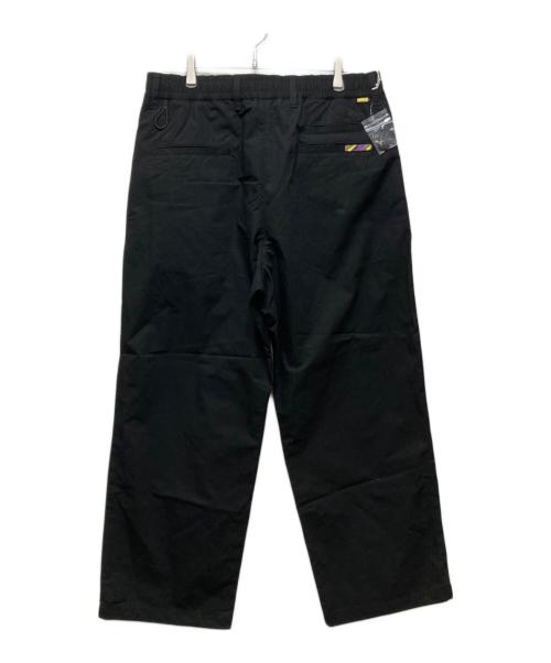 FARAH（ファーラー）FARAH (ファーラー) is-ness (イズネス) COOKS Easy Wide Straight Pants ブラック サイズ:L 未使用品の古着・服飾アイテム