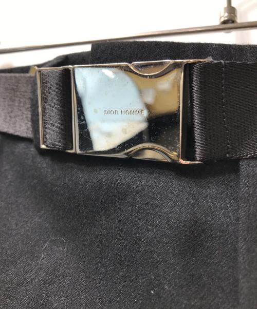 DIOR HOMME（ディオール オム）Dior Homme (ディオール オム) ベルト付センタープレスパンツ　333C159A2000 ブラック サイズ:44の古着・服飾アイテム
