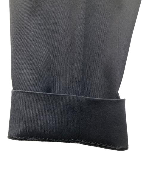 DOLCE & GABBANA（ドルチェ＆ガッバーナ）DOLCE & GABBANA (ドルチェ＆ガッバーナ) 薔薇刺繍パンツ ブラック サイズ:44の古着・服飾アイテム