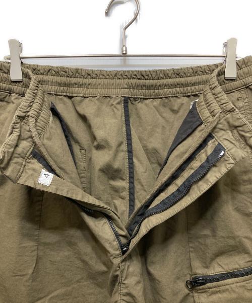 C.P COMPANY（シーピーカンパニー）C.P COMPANY (シーピーカンパニー) Microreps Boxy Cargo Lens Pants グリーン サイズ:48の古着・服飾アイテム