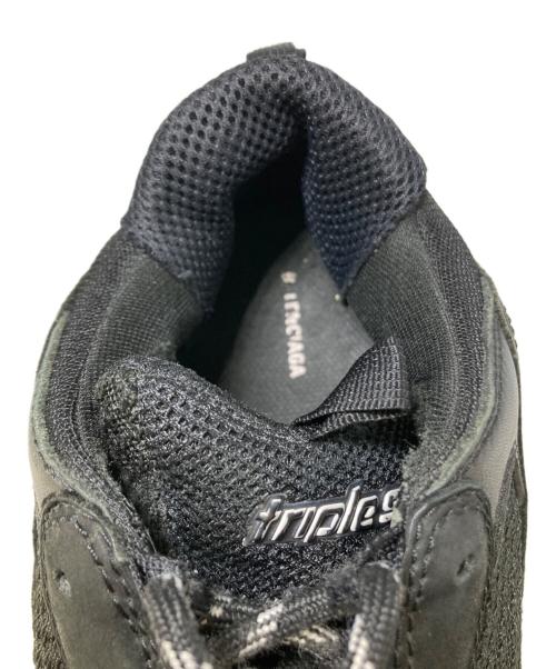 BALENCIAGA（バレンシアガ）BALENCIAGA (バレンシアガ) トリプルS スニーカー ブラック サイズ:43の古着・服飾アイテム