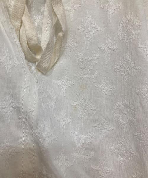 LOUIS VUITTON（ルイ ヴィトン）LOUIS VUITTON (ルイ ヴィトン) シャドーモノグラムコットンブラウス ホワイト サイズ:XSの古着・服飾アイテム