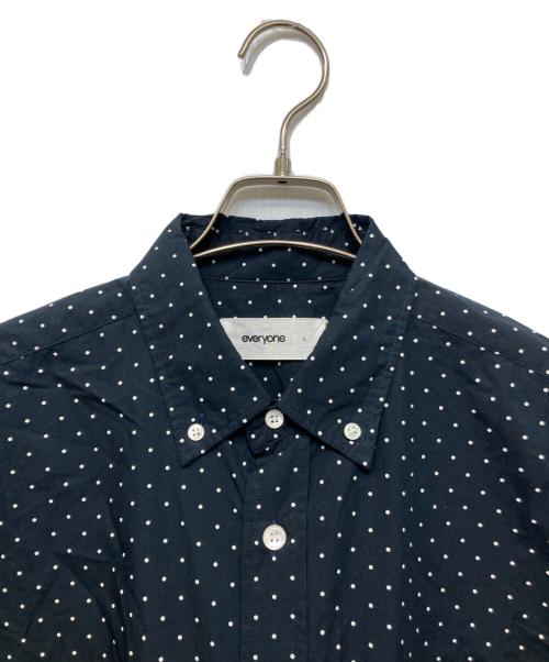 everyone（エブリワン）everyone (エブリワン) dot button-down shirt ネイビー サイズ:Lの古着・服飾アイテム