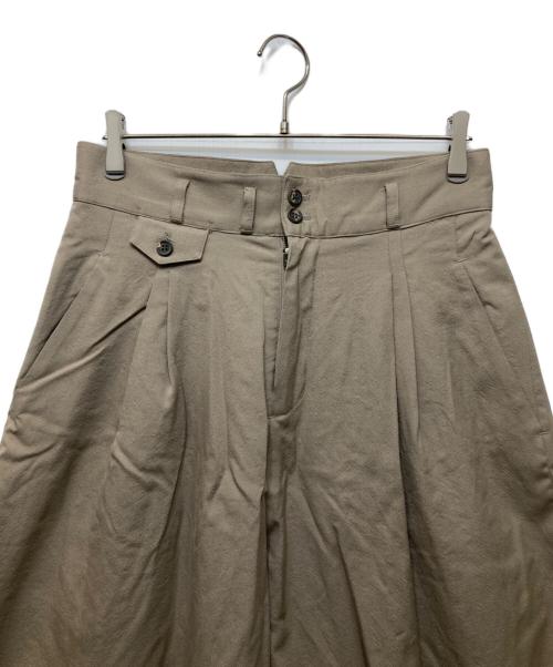 YANTOR（ヤントル）YANTOR (ヤントル) Wool 2-tuck Pants ベージュ サイズ:Mの古着・服飾アイテム