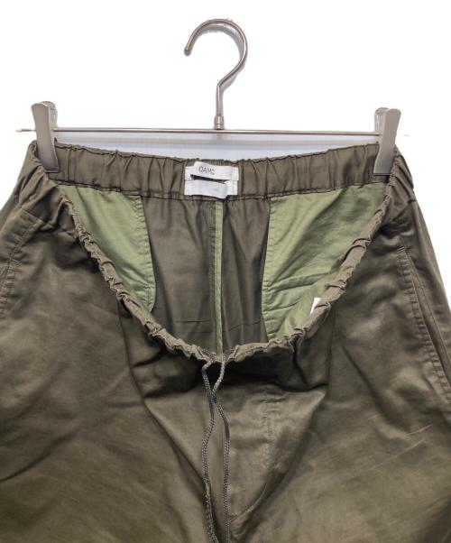 OAMC（オーエーエムシー）OAMC (オーエーエムシー) Cropped Drawcord Trousers カーキ サイズ:Lの古着・服飾アイテム