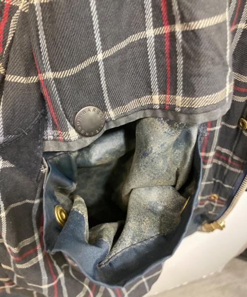 Barbour（バブアー）Barbour (バブアー) BORDER JACKET カーキ サイズ:C44/112CMの古着・服飾アイテム